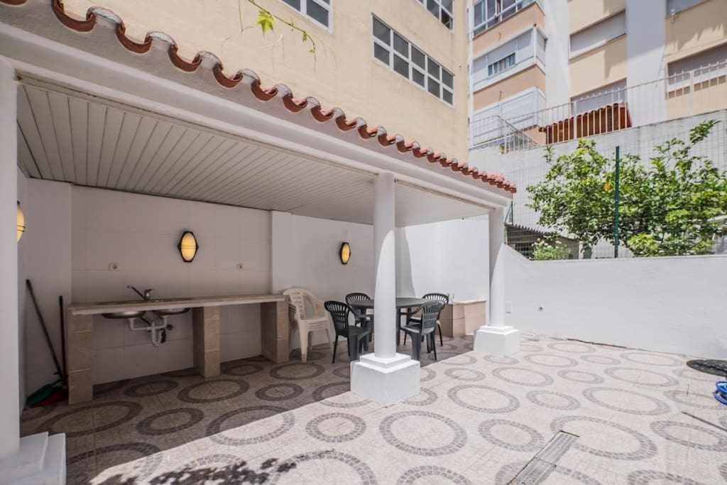 Lisboa Confortavel 2 Quartos Com Terraco *