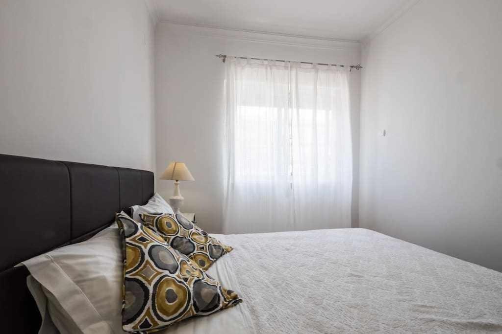 Lisboa Confortavel 2 Quartos Com Terraco Apartment